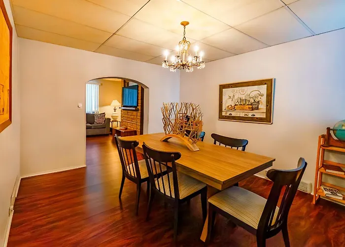 Massive 4 Bed House-short Walk To Amazing View