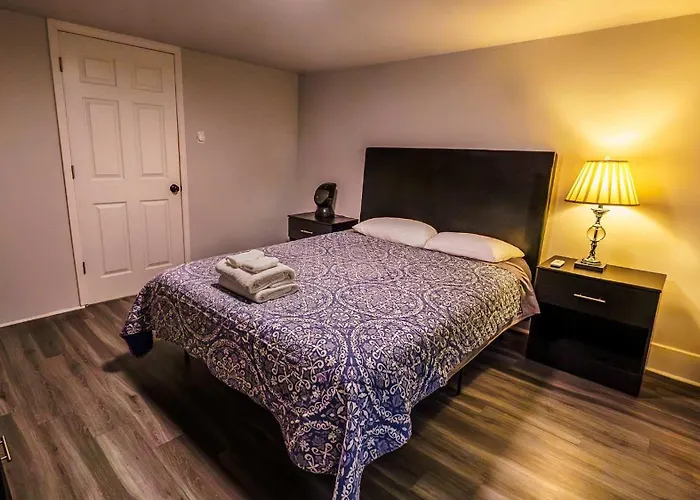 Massive 4 Bed House-short Walk To Amazing View Pittsburgh