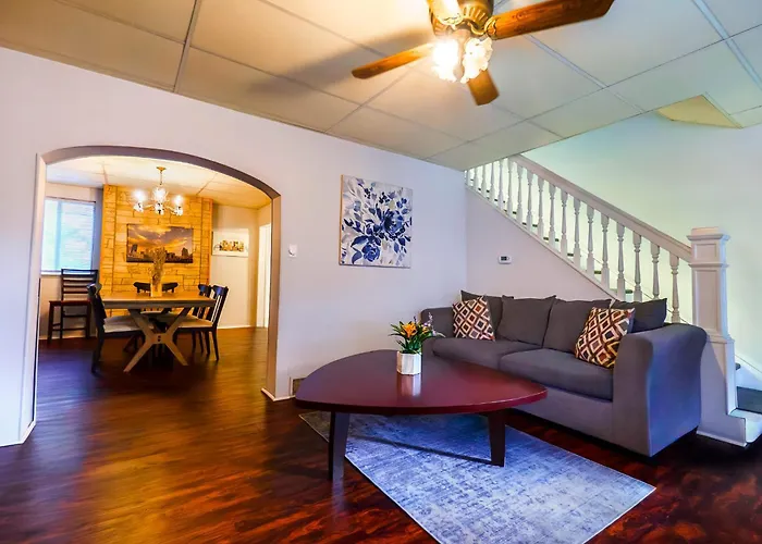 Massive 4 Bed House-short Walk To Amazing View * Pittsburgh